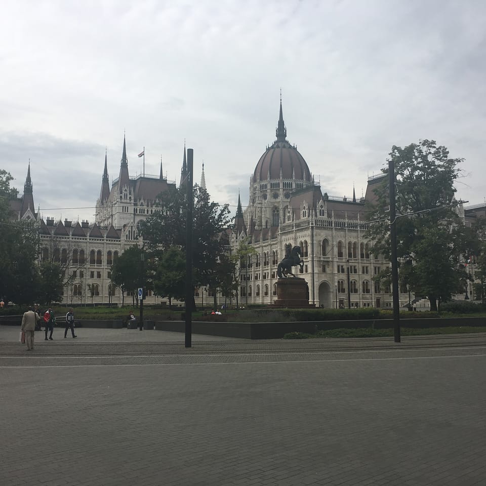Up the hill (miscellaneous tourist traps)